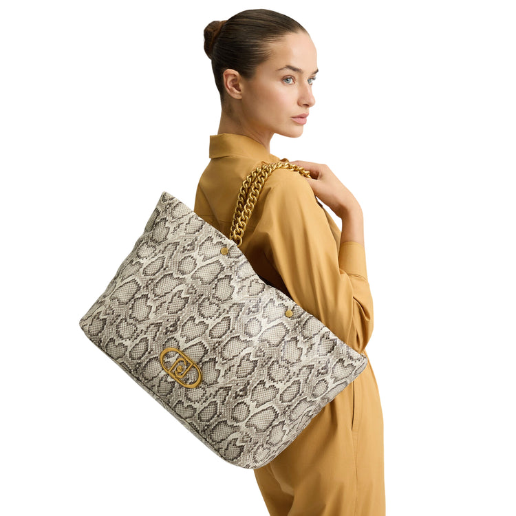 Borsa Donna LaPuffy Grande pitonata su modella
