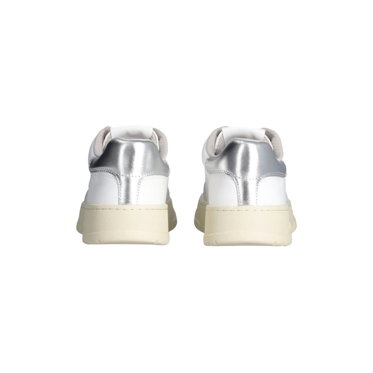 Sneakers Donna con tomaia in pelle bottalata retro