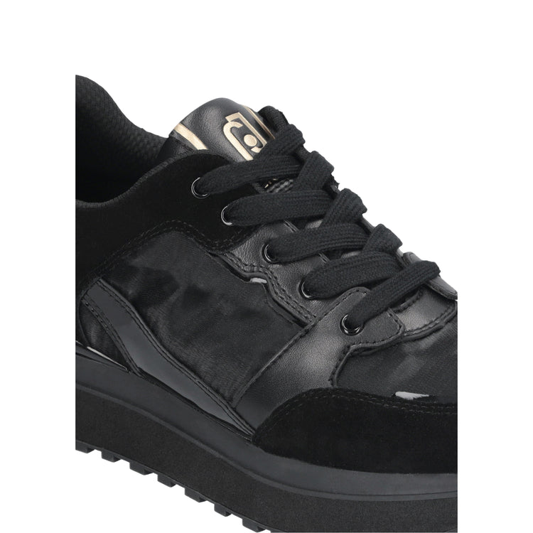 Acquista subito le Sneakers Donna, con inserti in nylon e vernice, morsetto in gomma con logo sul tallone e patch logo sulla linguetta, firmate LiuJo su Martini 900: vieni a scoprire tutta la collezione sul nostro sito