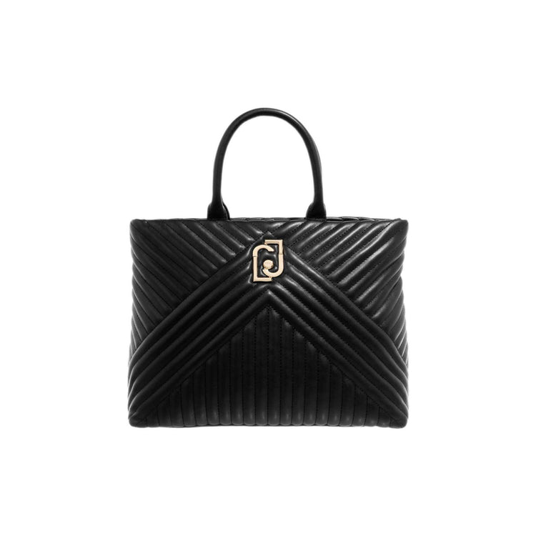 Women's quilted shopper bag