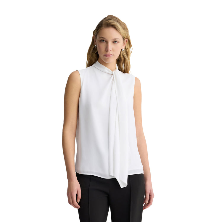 Blusa Donna smanicata con fiocco Bianco modella frontale