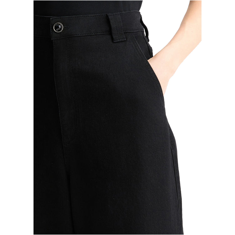 Jeans Donna a palazzo Nero dettaglio