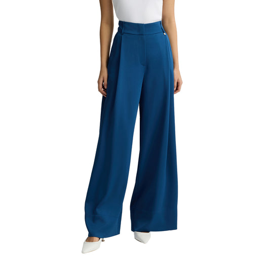 Pantaloni Donna a palazzo Blu modella frontale