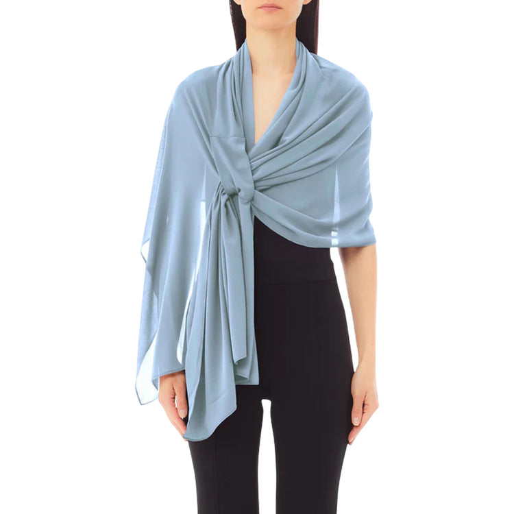 Stola Donna in tinta unita celeste modella frontale