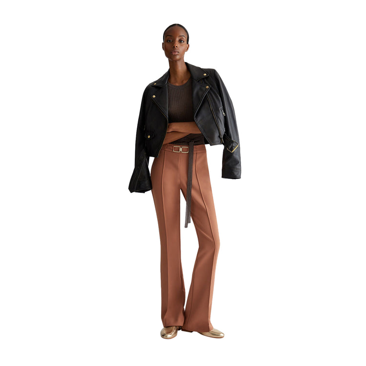 Giacca Donna Biker in pelle Nero modella frontale intera