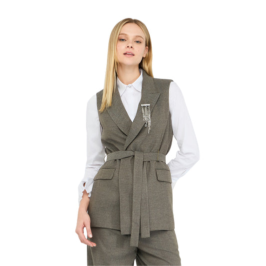 Gilet Donna chevron con cintura modella frontale