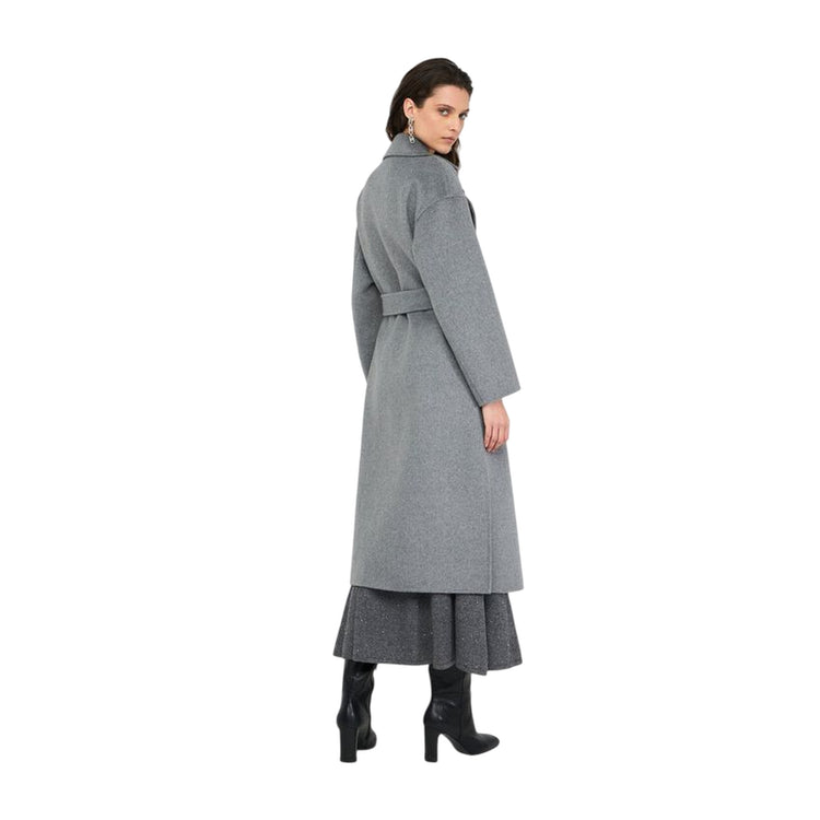 Cappotto Donna in lana lungo grigio modella retro