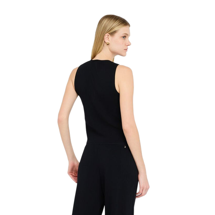 Gilet Donna con bottoni frontali Nero modella retro