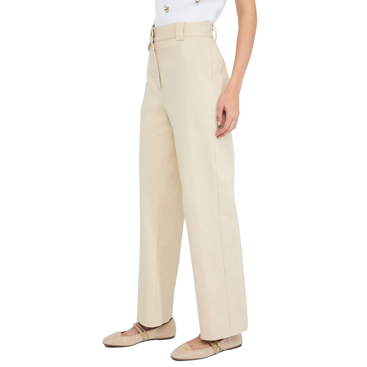 Pantaloni chino Donna in cotone bianco modella laterale