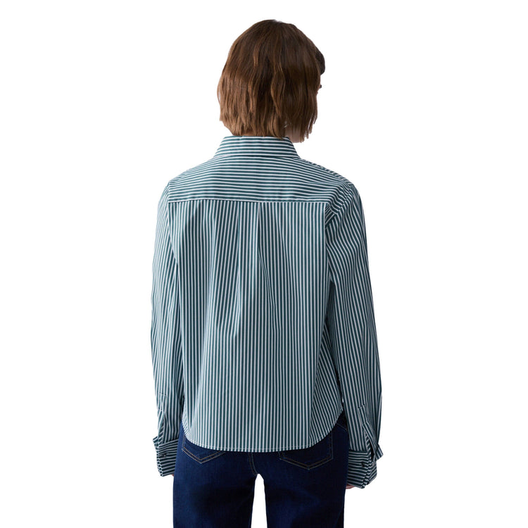 Camicia classica Donna design a righe Verde modella retro