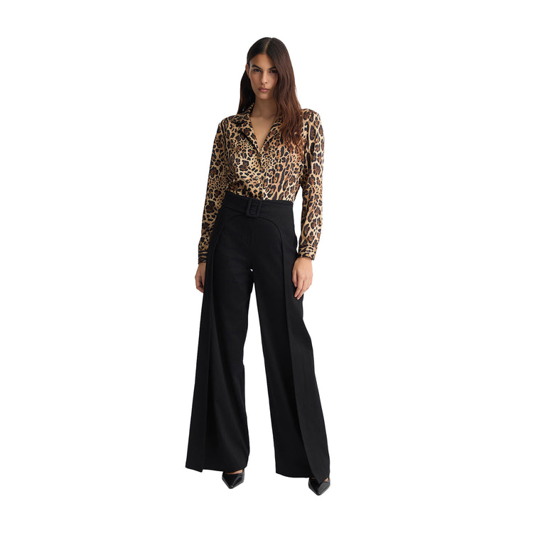 Pantaloni ampi donna con cintura Nero modella intera frontale