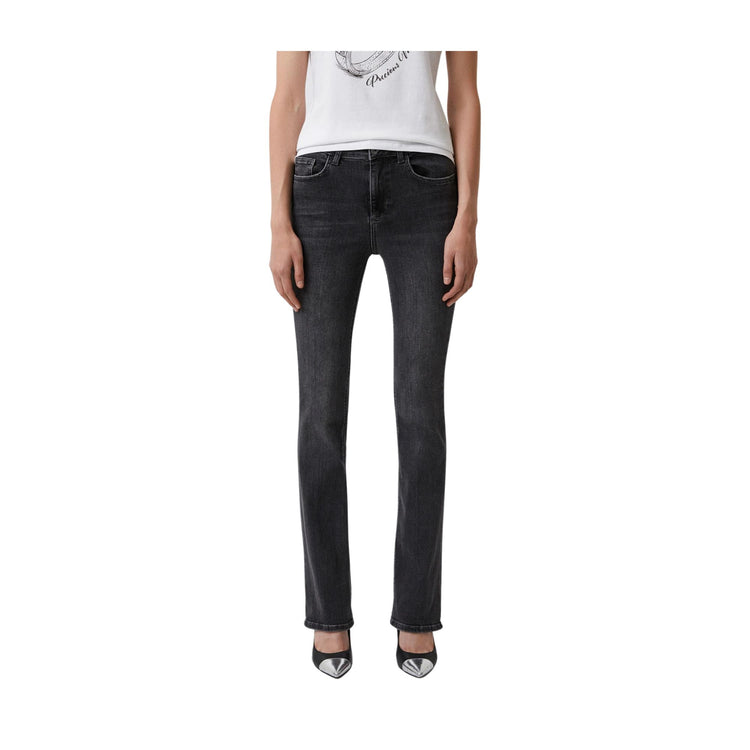 Women's jeans with soft straight leg