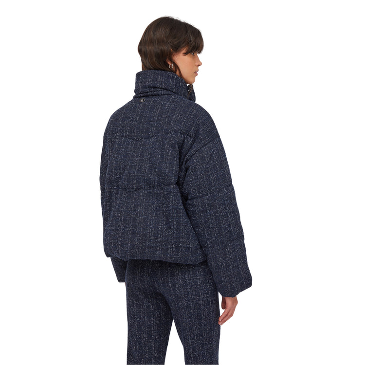 Piumino Donna bouclé imbottito modella retro