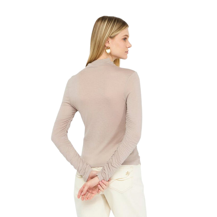 Top Donna arricciato in misto lana Beige modella retro