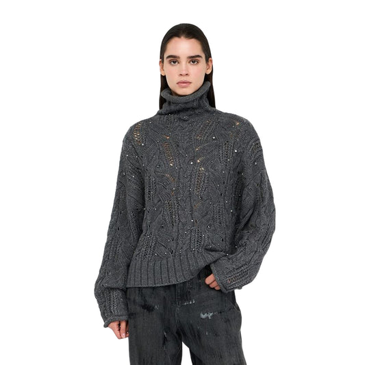 Dolcevita Donna grigio con pietre gioiello davanti modella frontale