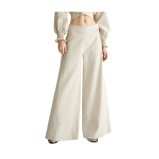 modella frontale Pantalone Donna a Palazzo Beige