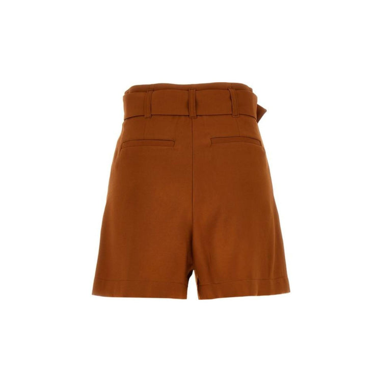 Women's shorts with maxi belt at the waist