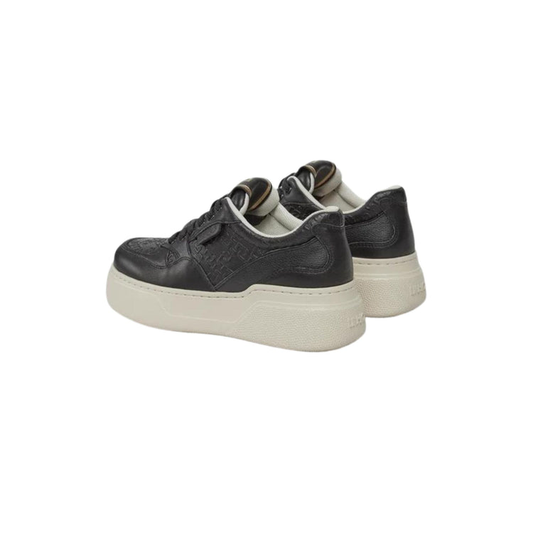 Immagine retro a tre quarti Sneakers con suola in gomma alta