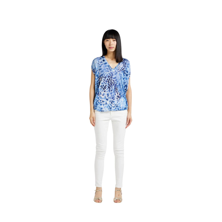 Women's t-shirt with kimono sleeves
