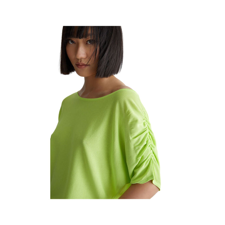 Women's sweater with gathered sleeves