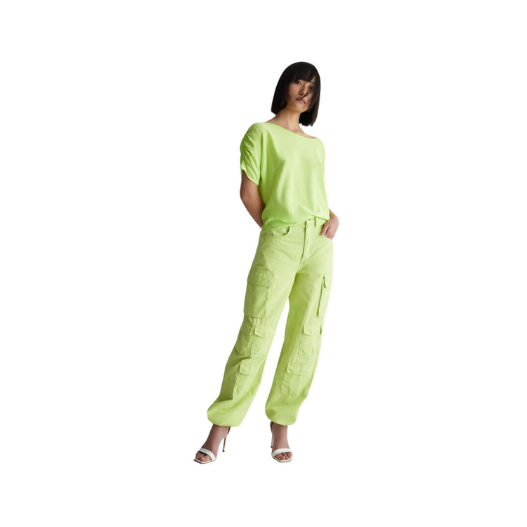 Women's sweater with gathered sleeves