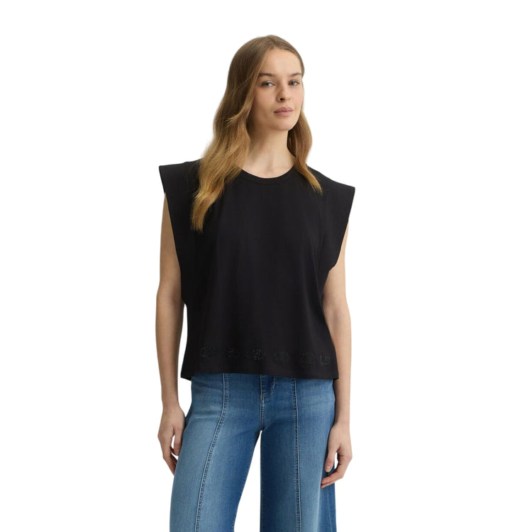 Top Nero da donna con logo strass al fondo modella frontale
