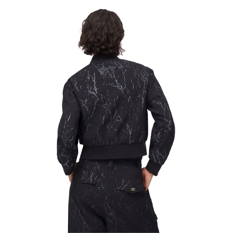 Giacca Bomber Donna effetto wrinkle Nero modella retro