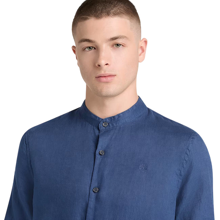 Camicia Uomo in lino Mill Brook colletto coreano Blu modello frontale ravvicinato