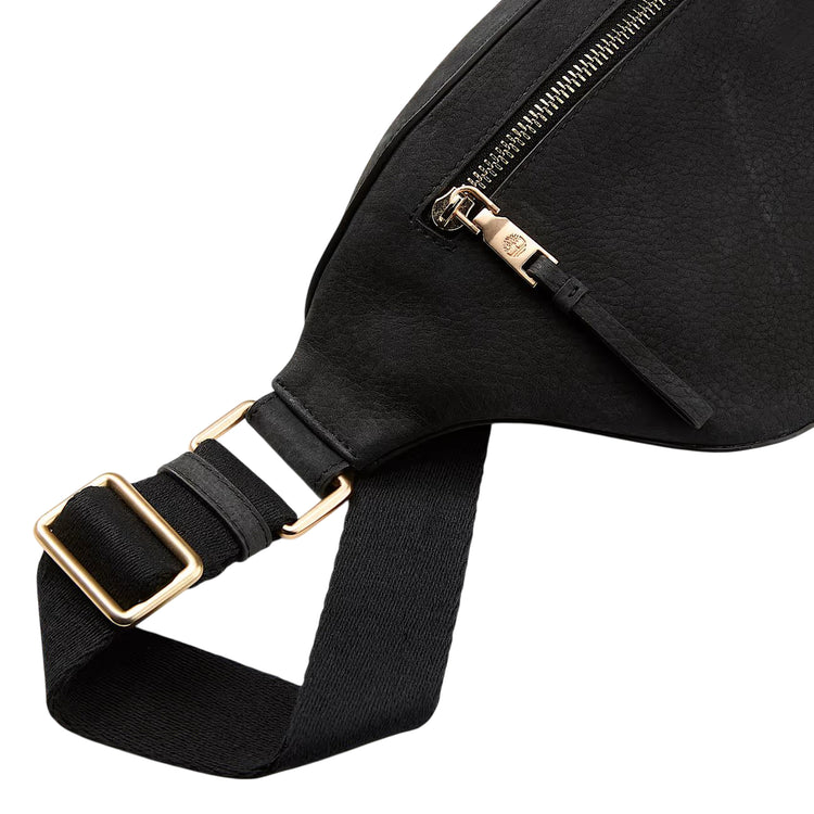 Borsa a marsupio in pelle nera con logo inciso dettaglio