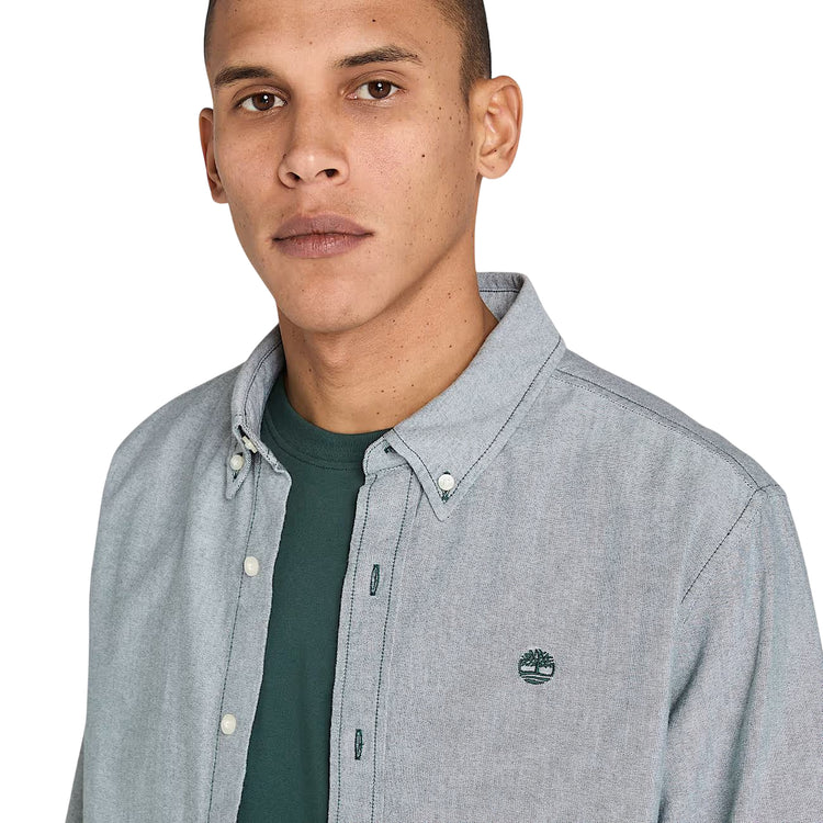 Camicia Uomo Oxford in Verde scuro modello frontale ravvicinato