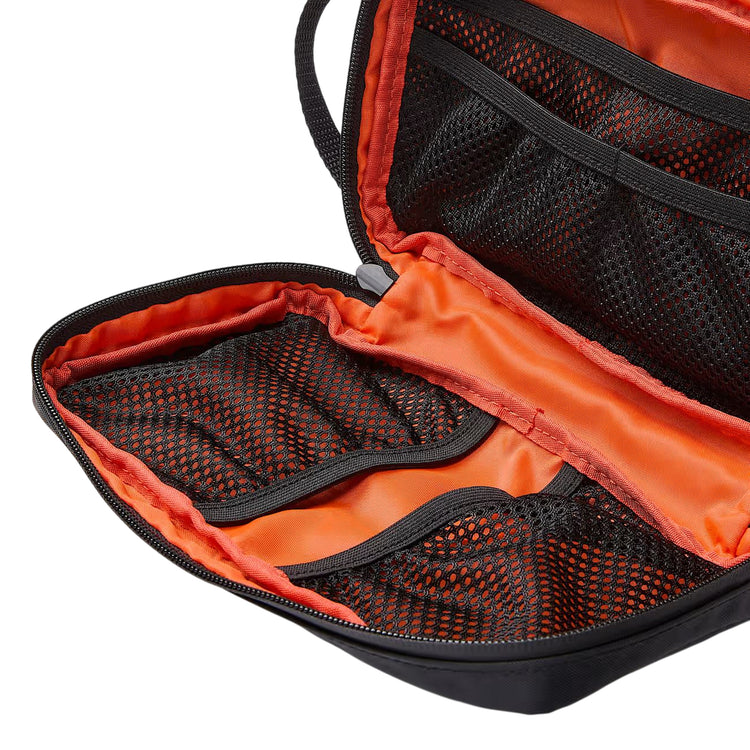 Pochette da viaggio nero con diversi scomparti interno