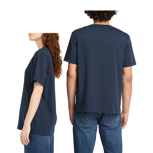 T-shirt Unisex Woven Badge Blu scuro modello retro e modella laterale