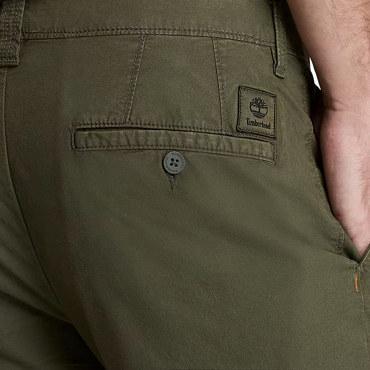 Pantaloni Chino Uomo in Popeline Claremont Verde scuro dettaglio retro