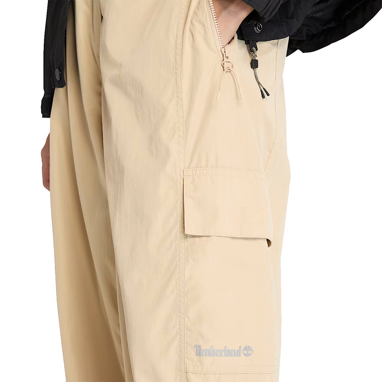 Dettaglio ravvicinato Pantaloni Stile Paracadutista da Donna in beige
