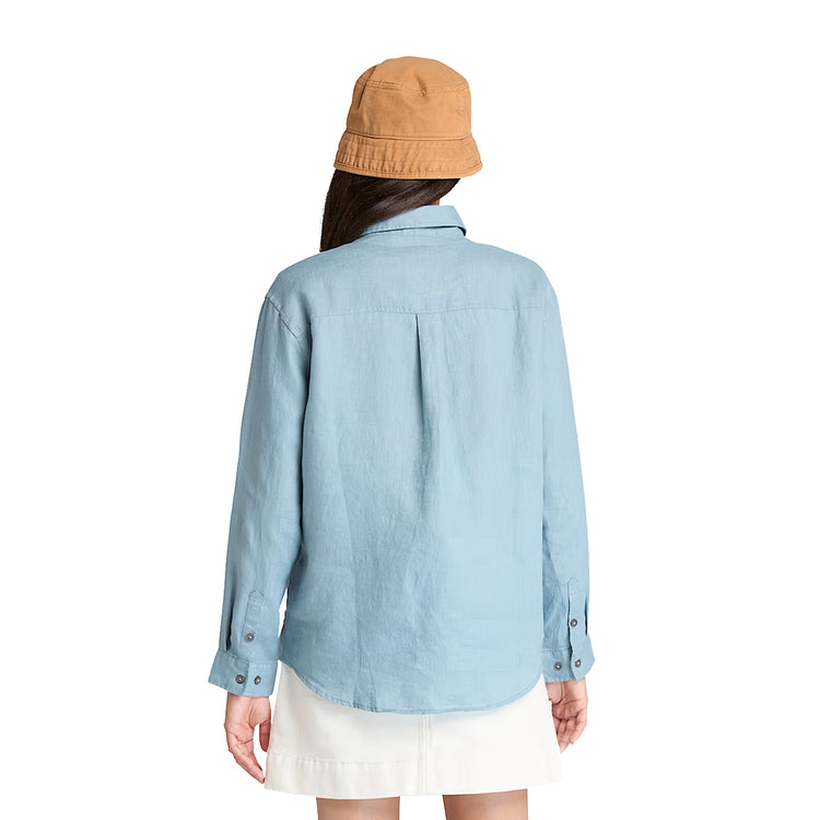 Camicia in Lino da Donna in celeste modella retro