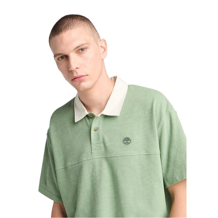 Polo Textured da Uomo in verde modello frontale ravvicinato