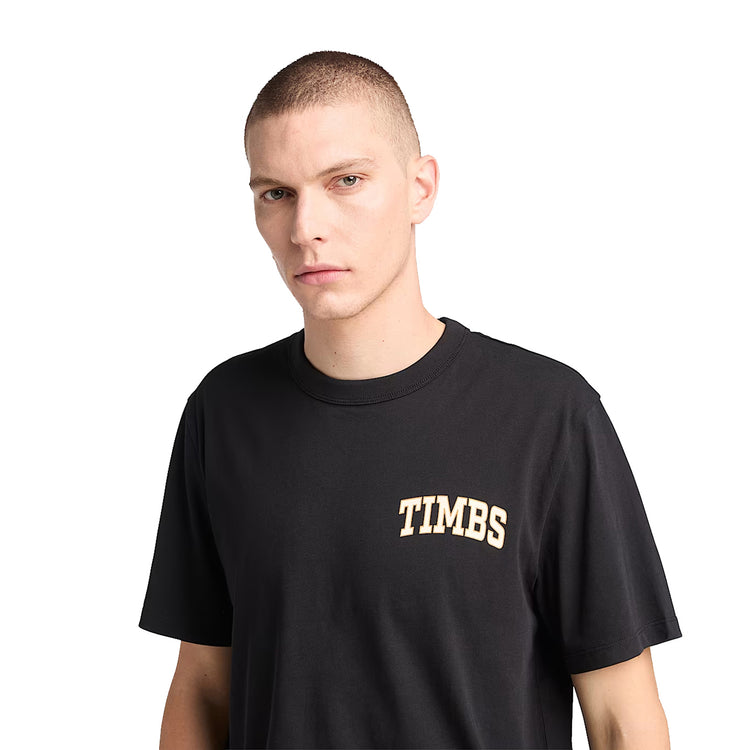 T-shirt Uomo con Grafica TIMBS Nero modello frontale ravvicinato