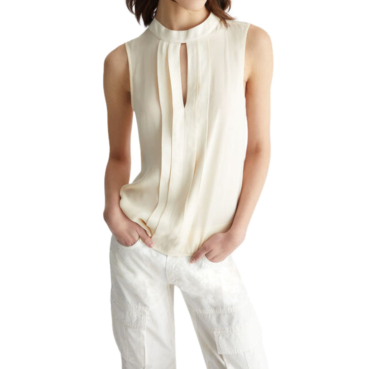 Women's top with drop on the front