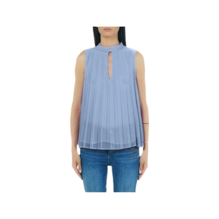 Solid color pleated women's top