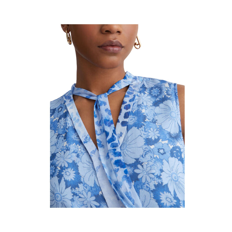 Women's blouse with floral pattern