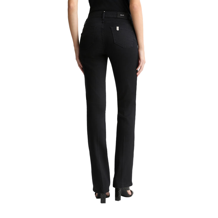 Jeans Donna Bootcut con strass Nero modella retro
