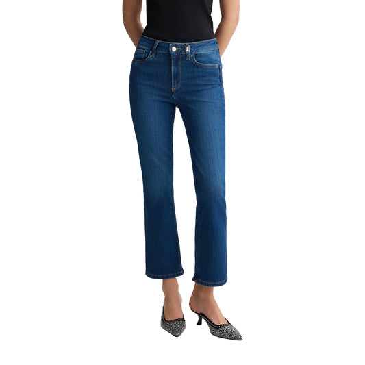 Jeans Donna bootcut a vita alta denim scuro modella frontale