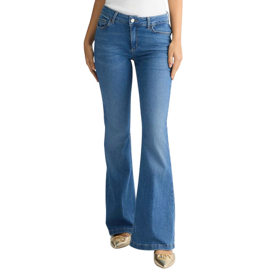 Jeans Donna con inserto elastico sul retro