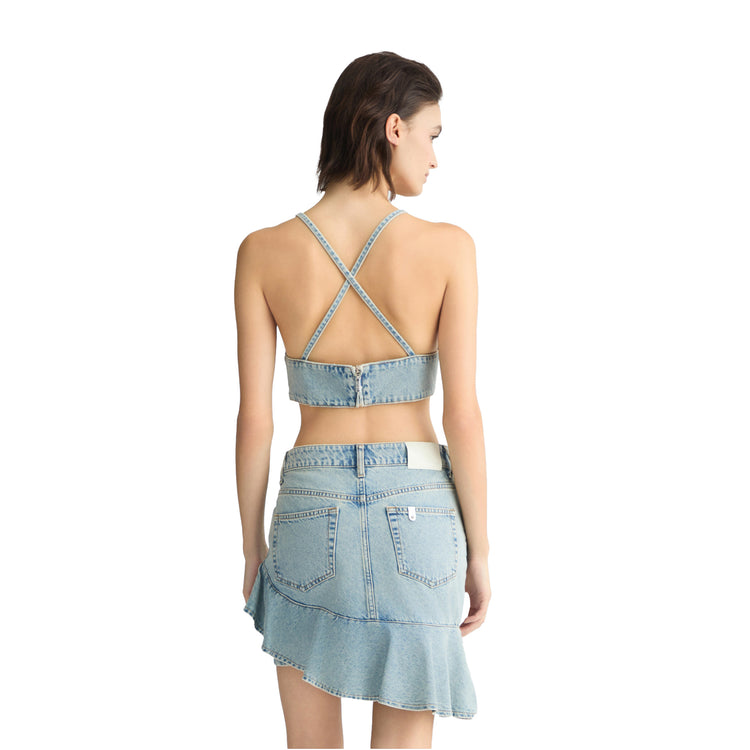 Top Donna in denim con rosa applicata modella retro