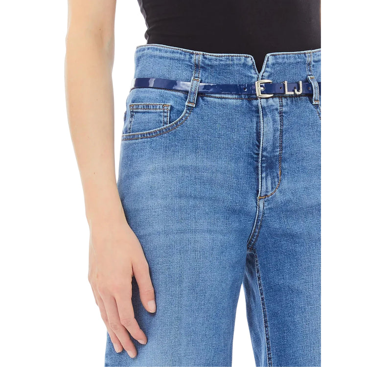 Jeans Donna in denim con fondo con orlo dritto