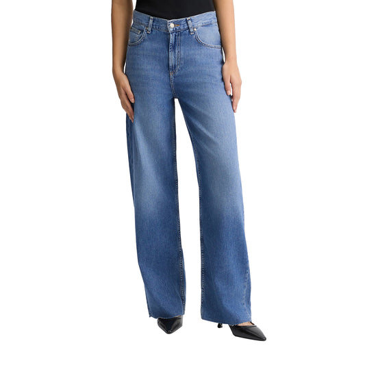 Jeans Donna wide leg in cotone modella frontale