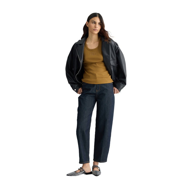 Jeans Donna carrot fit a vita alta modella intera frontale