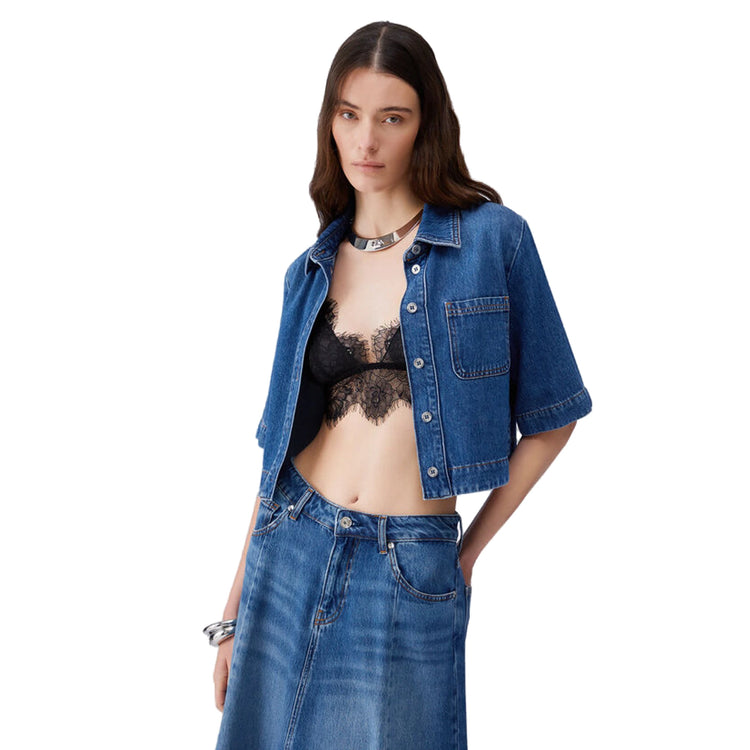Camicia Donna cropped in denim modella frontale