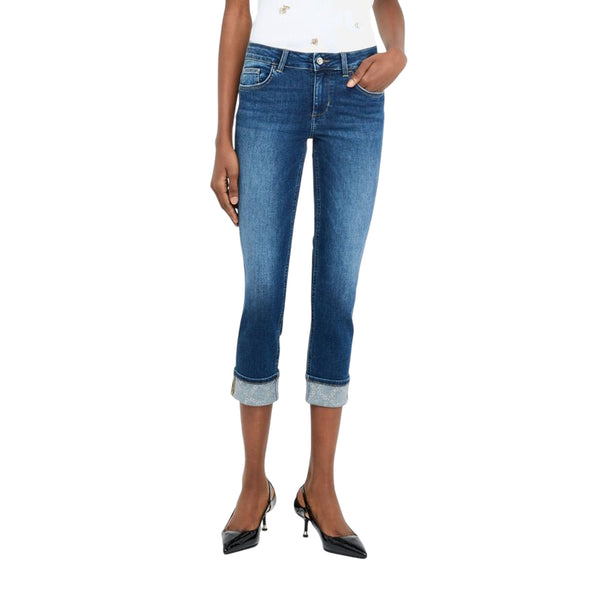 Jeans Skinny Donna con risvolto modella frontale