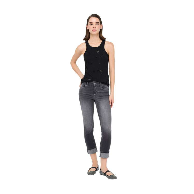 Jeans Skinny Donna con risvolto in denim grigio modella intera frontale